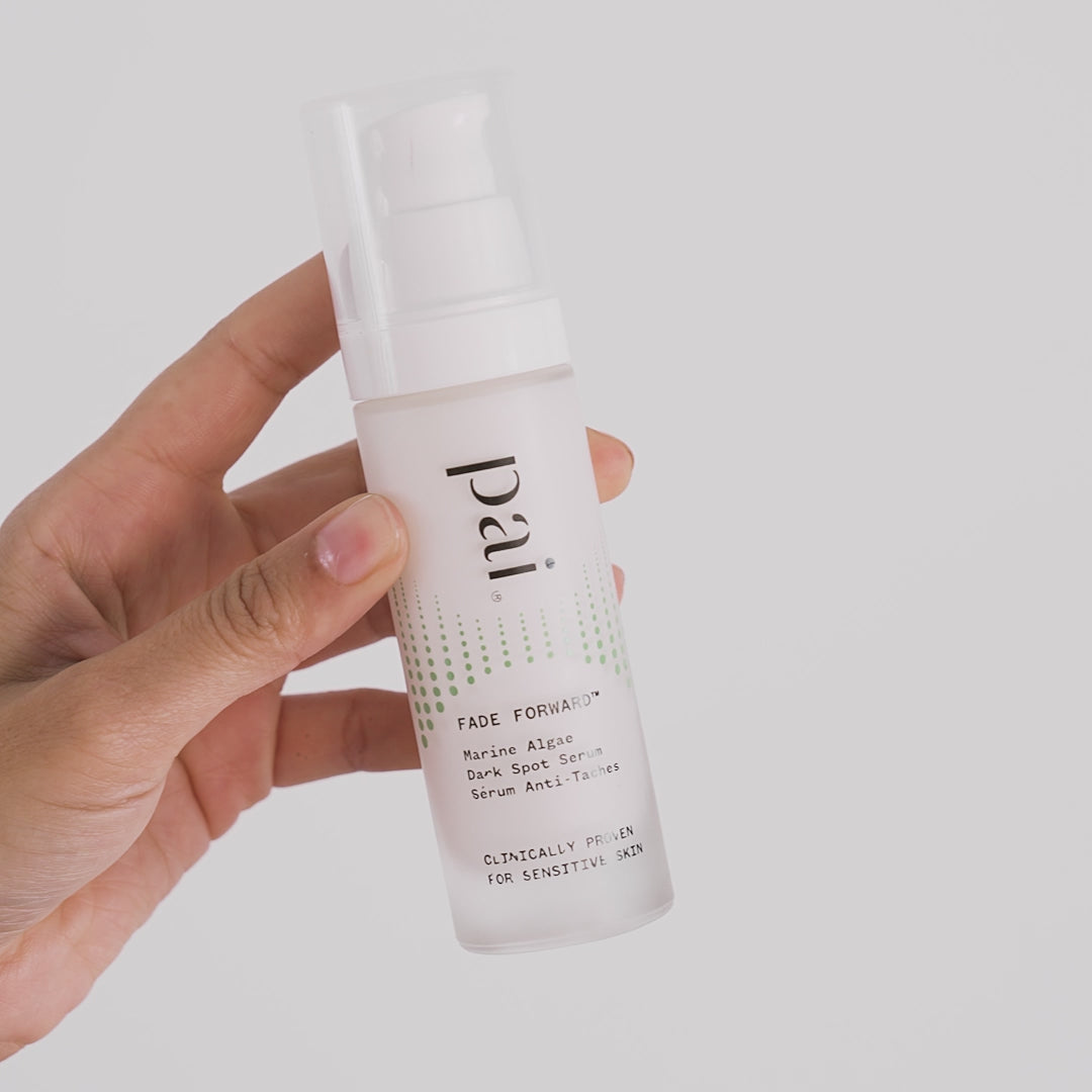 Video laden: Fade Forward™ (Meeresalgen-Serum gegen Pigmentflecken für empfindliche Haut), 30ml