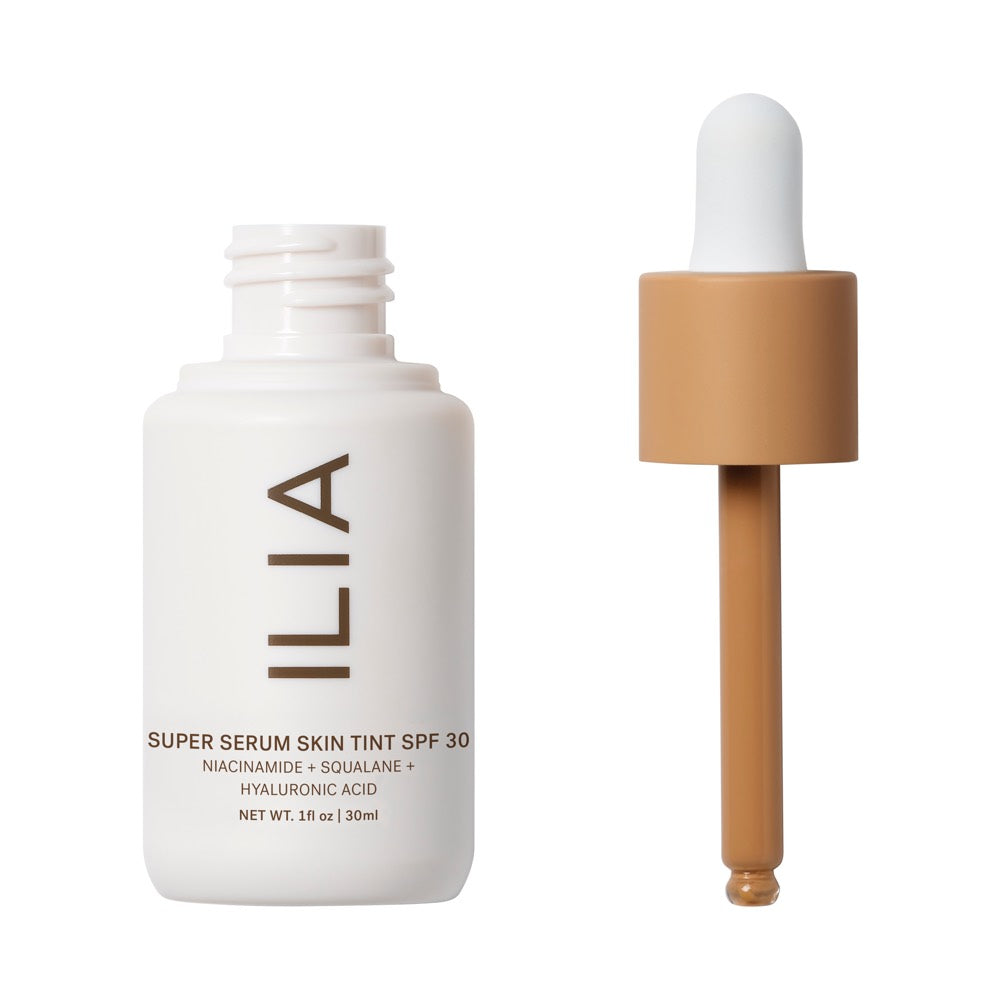 Das Super Serum Skin Tint von ILIA Beauty in der Farbe Matira