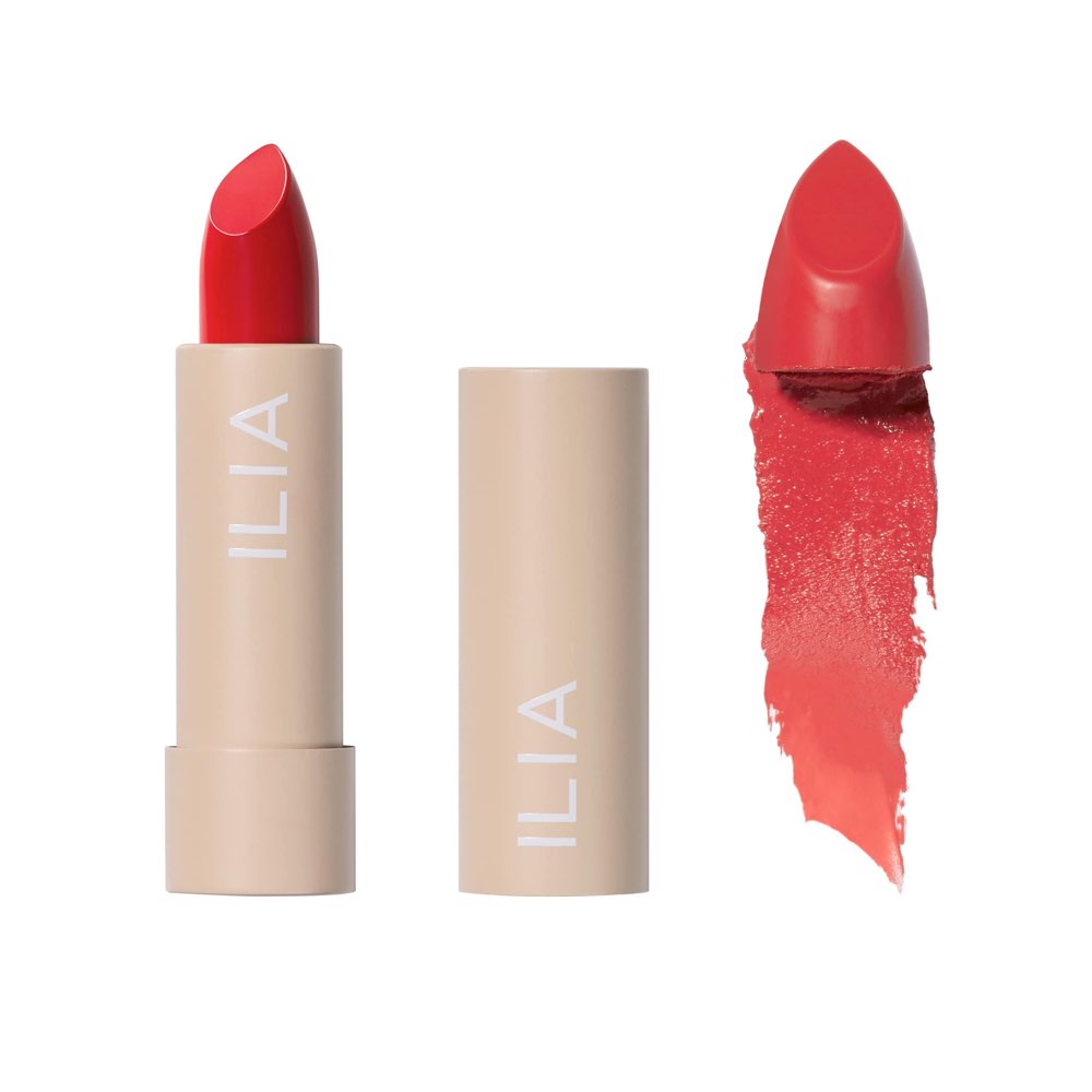 Der Color Block Lippenstift in der Farbe Grenadine von Ilia Beauty