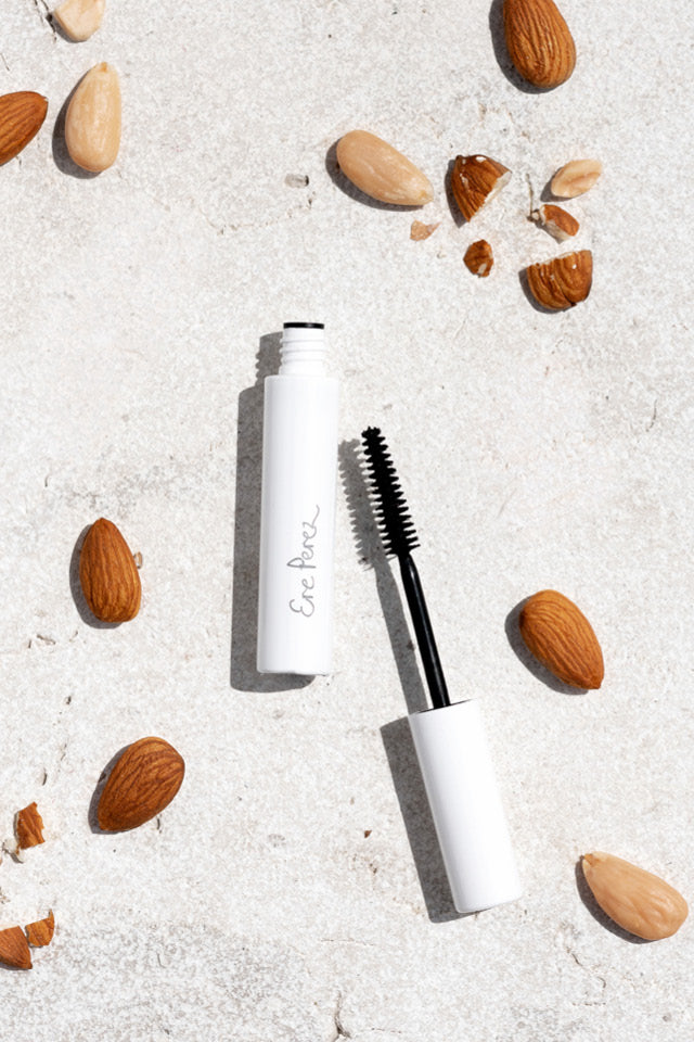 Natural Almond Mascara - black, 10ml