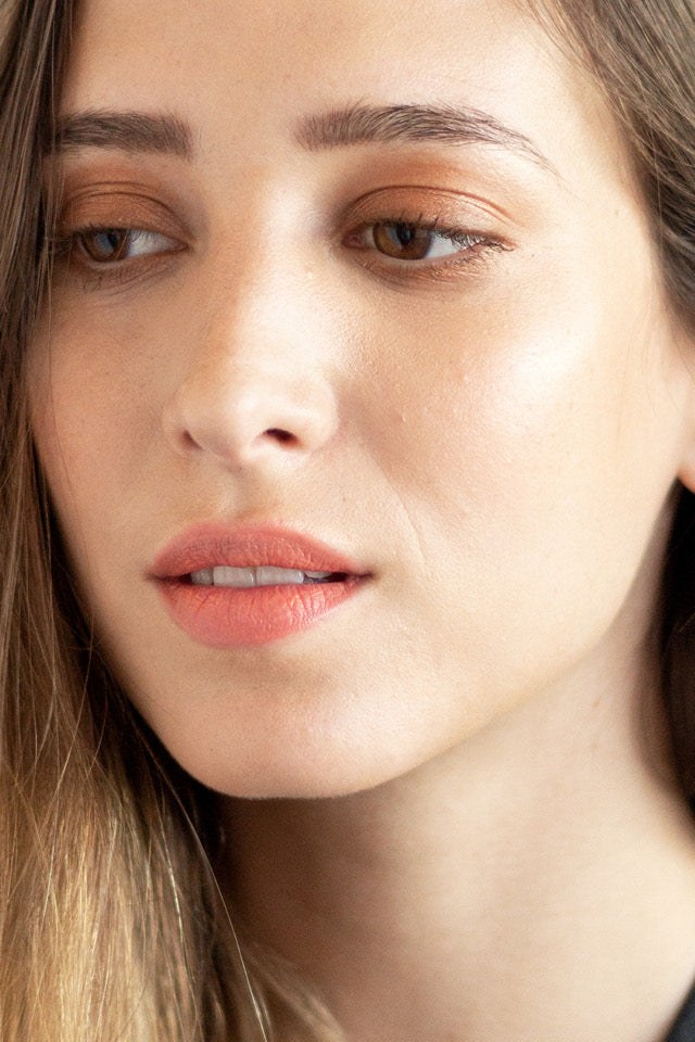 Natural Almond Mascara - dark brown, 10ml