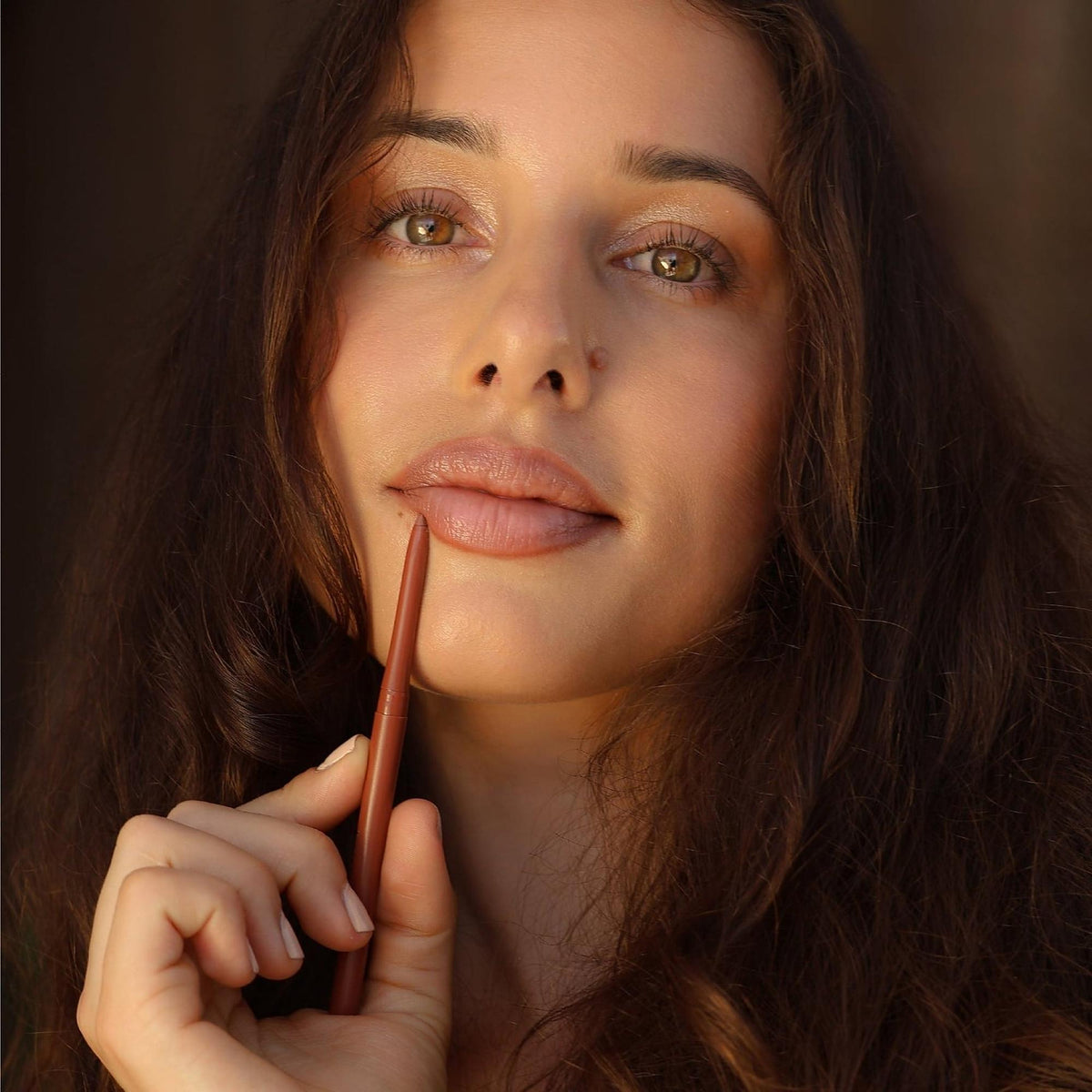 ECO BY SONYA Lip Liner Moody Nude – Anwendung