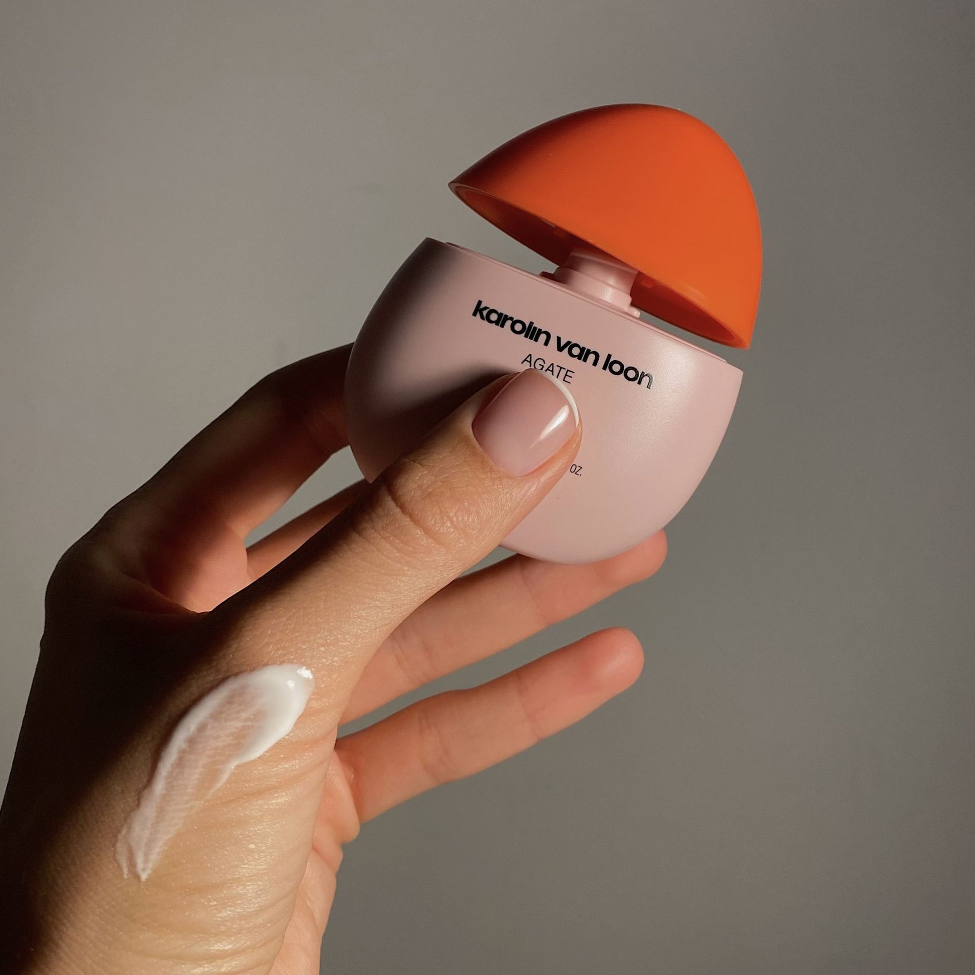 Karolin van Loon Agate Hand Balm – Flakon-Ansicht