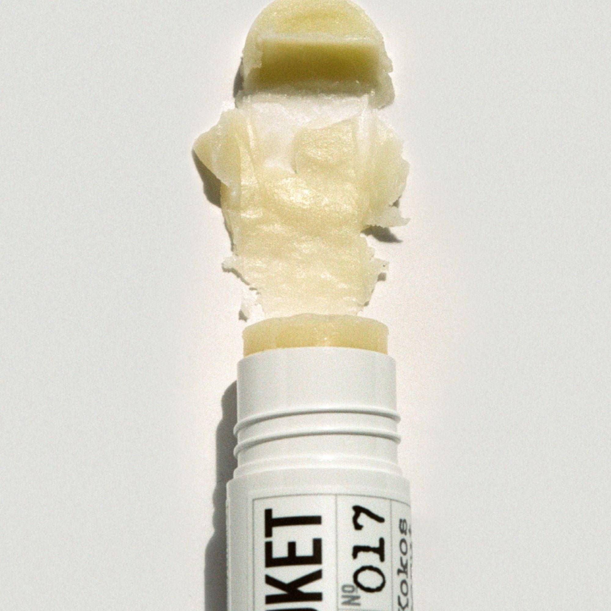 L:A BRUKET No 017 Lip Balm Almond / Coconut
