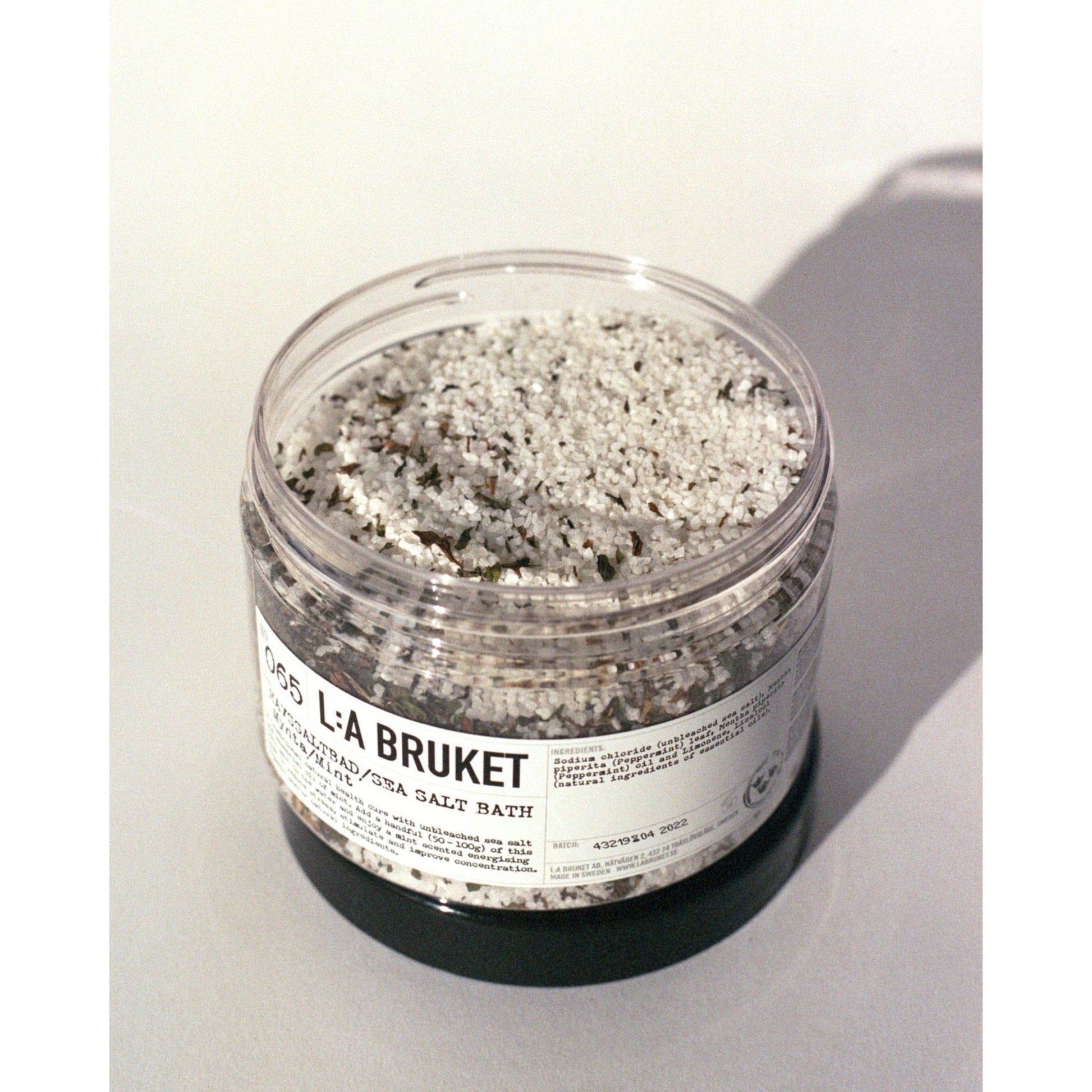 L:A BRUKET No 065 Sea Salt Bath Mint