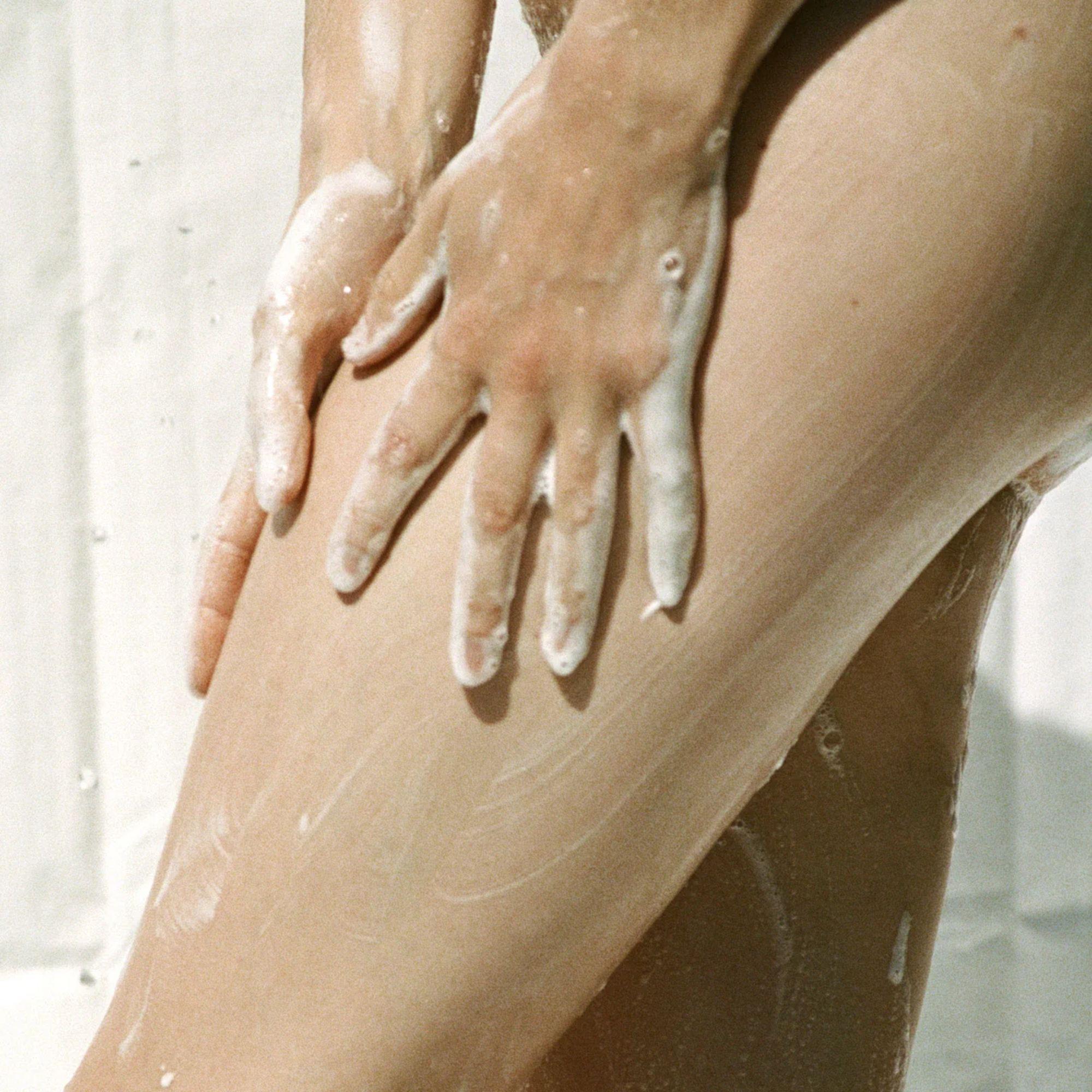 L:A BRUKET No 222 Hand & Body Wash Spruce / Fichte