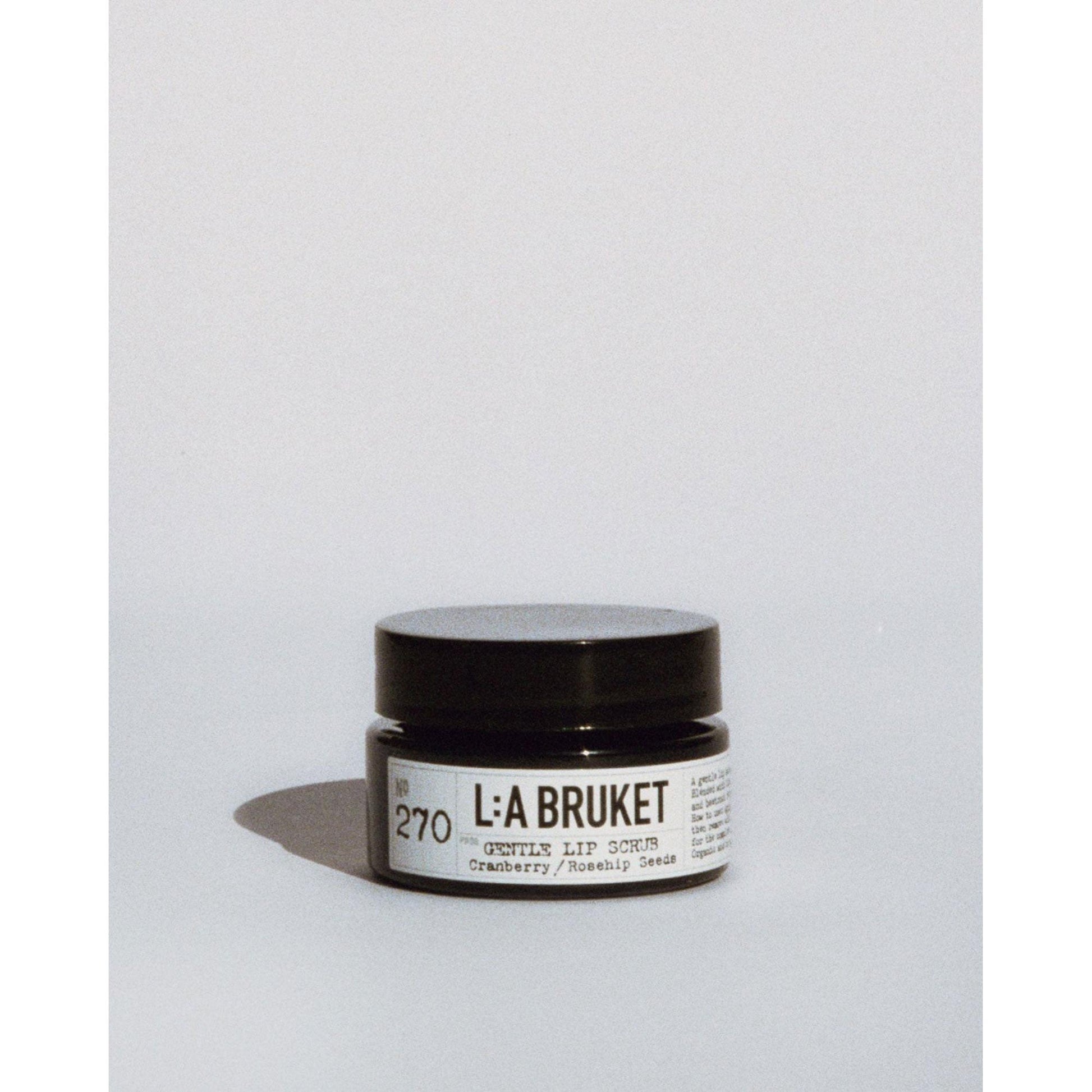 L:A BRUKET No 270 Gentle Lip Scrub