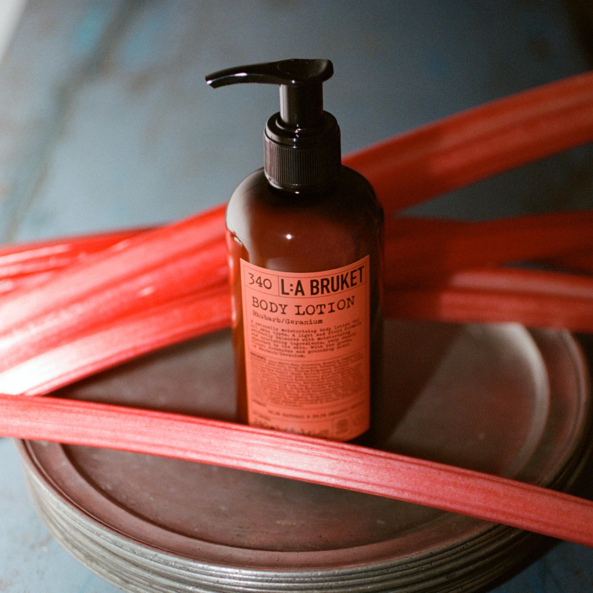 L:A BRUKET No 340 Body Lotion Rhubarb / Geranium
