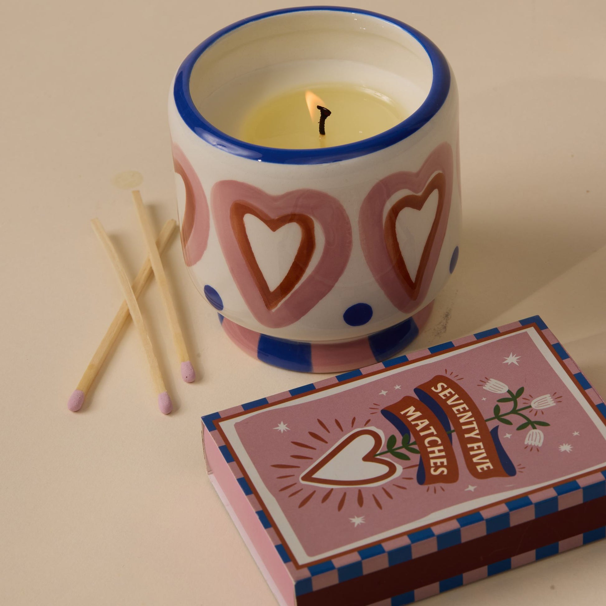 Paddywax A Dopo Keramik-Duftkerze Hearts – Rosewood Vanilla, 226g – Lifestyle