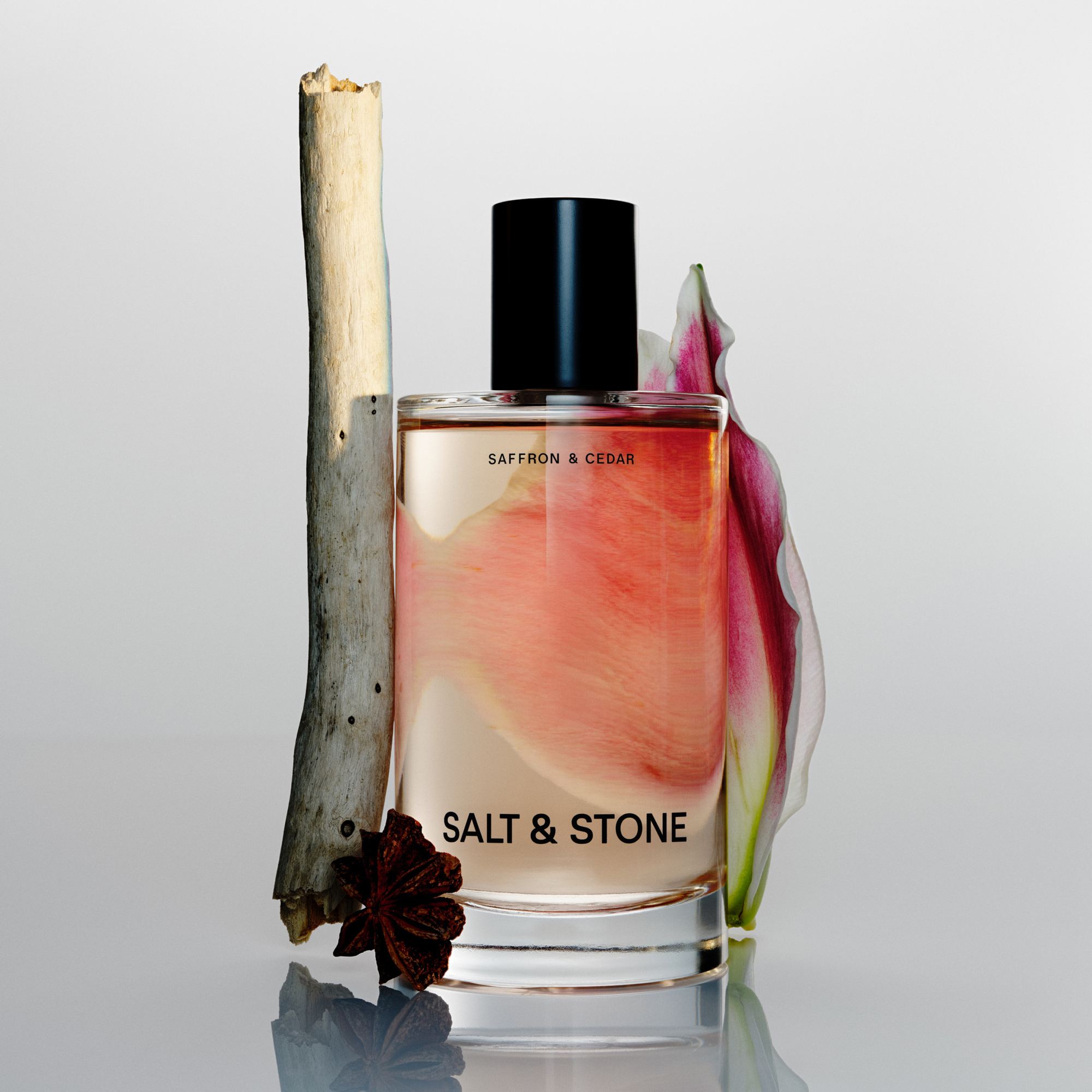 SALT & STONE Body Mist Saffron & Cedar