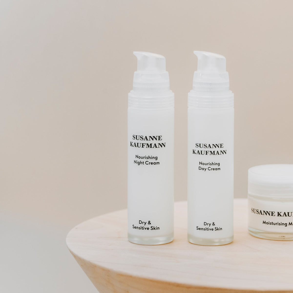 Susanne Kaufmann Nourishing Night Cream / Nährende Nachtcreme, 50ml – mit Tagescreme, Feuchtigkeitsmaske und Wasserglas