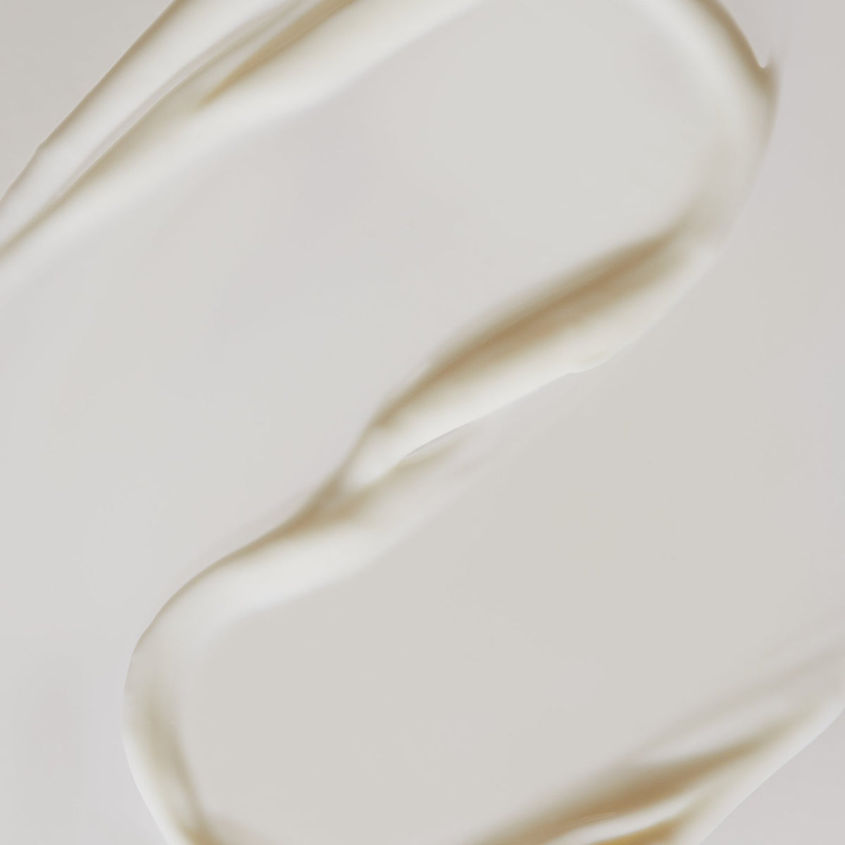 Susanne Kaufmann Rejuvenating Eye Cream / Augencreme, 15ml – Textur: Cremeschleife