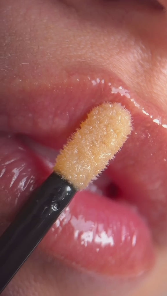 Susanne Kaufmann Lip Oil Video