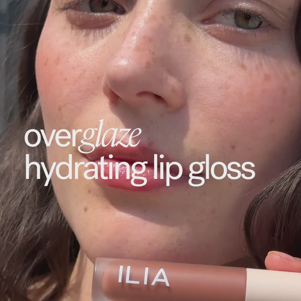 Video laden: Overglaze Hydrating Lip Gloss - Studio, 5ml
