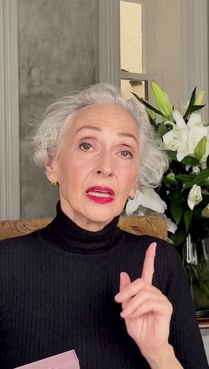 RMS Beauty Legends to Love Kit – Video: Rose-Marie Swift stellt die Serum-Lippenstifte Miranda, Eve und Josephine vor und trägt sie auf