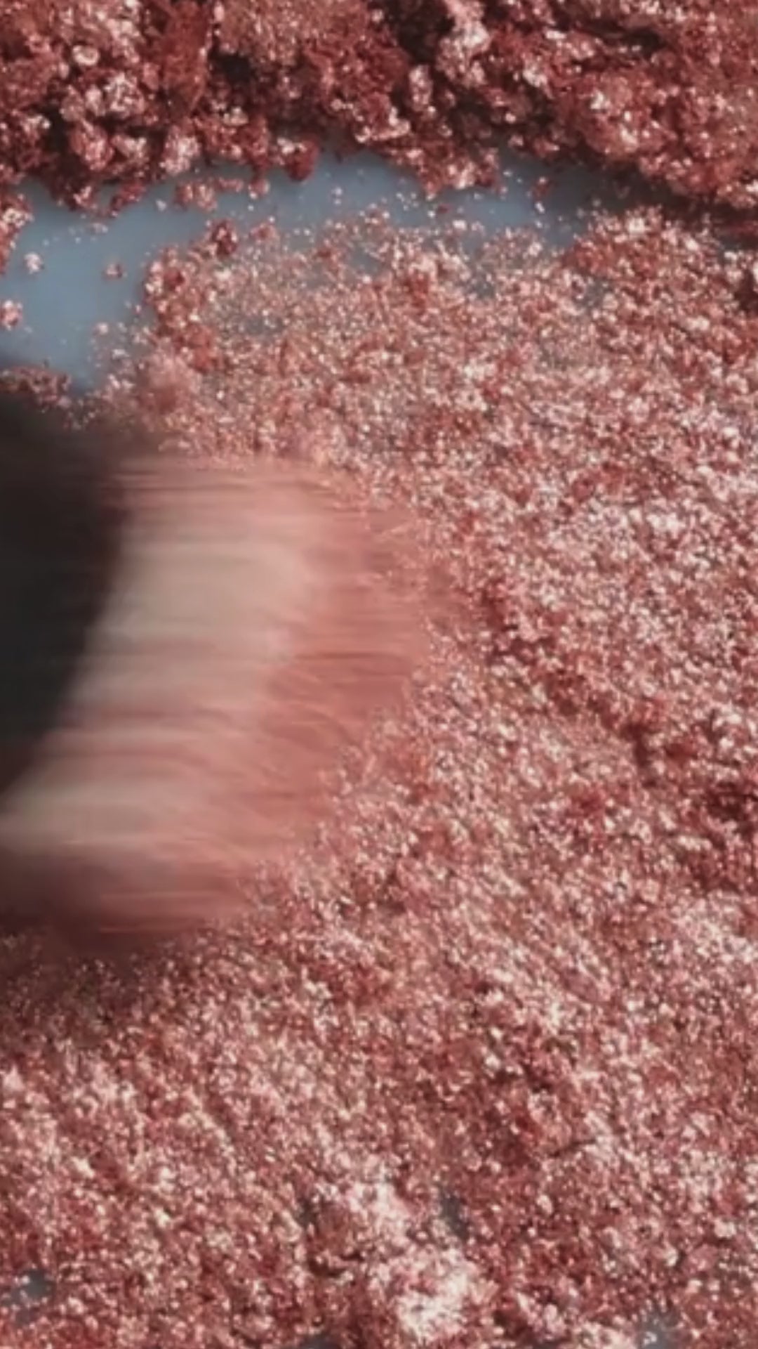 Video laden: Secret Shadow Brush - Eyeshadow Brush