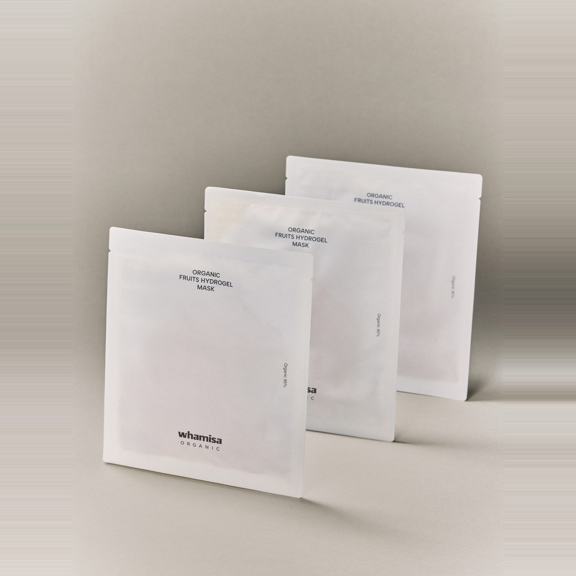 Mehrere Sachets der Fruits Hydrogel Mask hintereinander aufgestellt