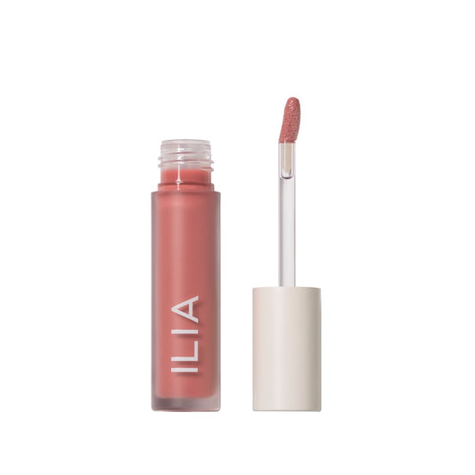 Das Balmy Gloss Tinted Lip Oil in der Farbe Petals von Ilia Beauty