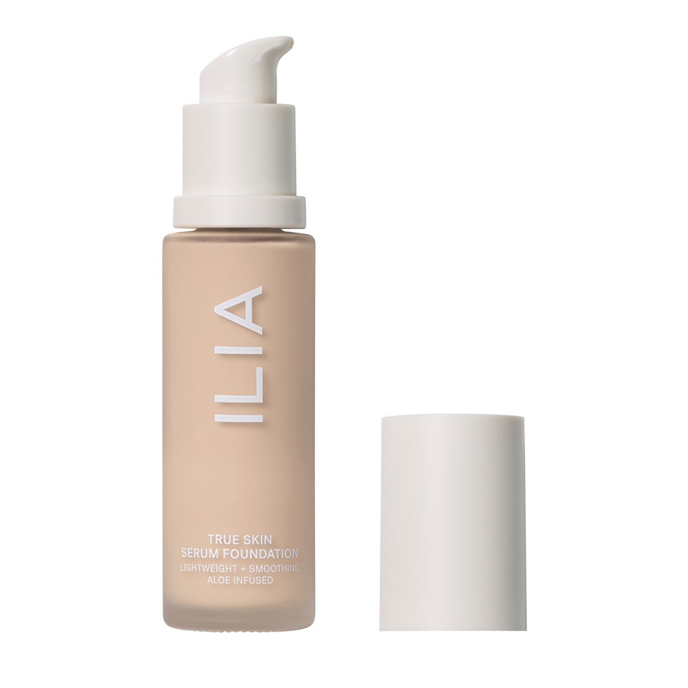 Die True Serum Foundation in der Farbe SF2 Tavarua