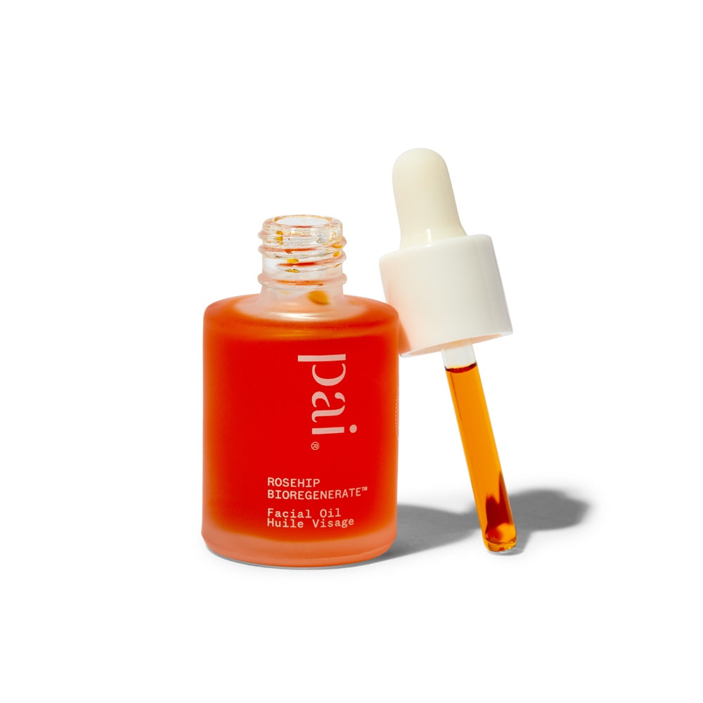Das Rosehip BioRegenerate Oil von Pai Skincare in praktischer Travelsize